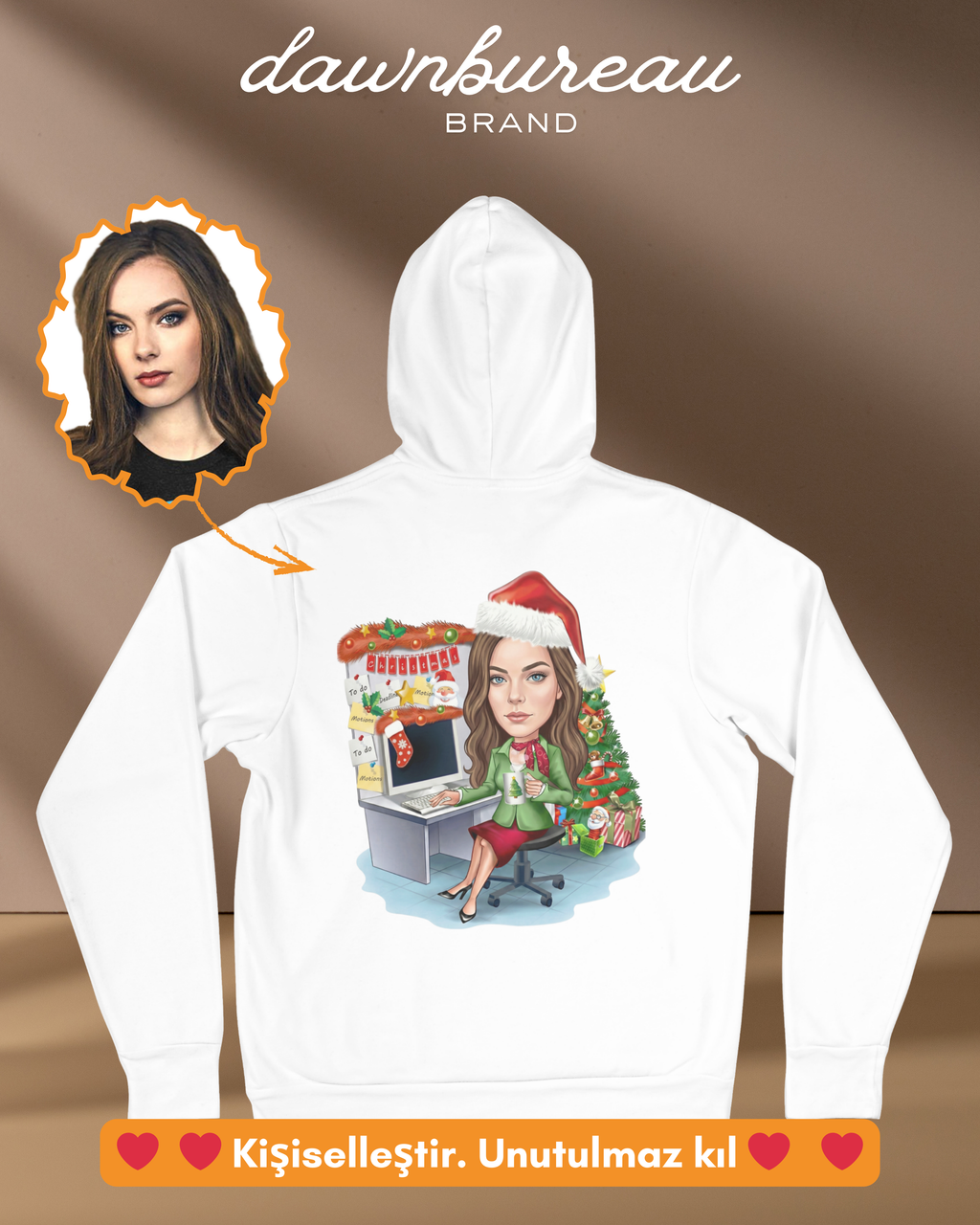 P05 : Warm Holiday Office Scene